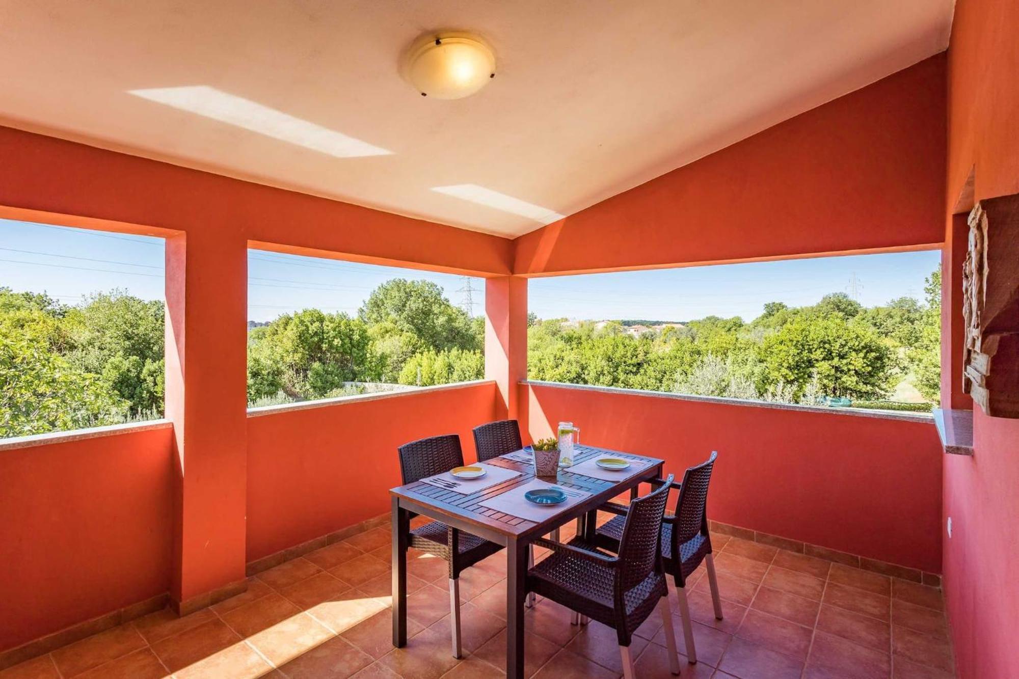 Holiday Home Pina Pula Bagian luar foto