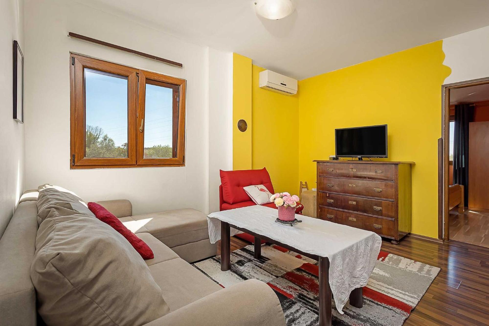 Holiday Home Pina Pula Bagian luar foto